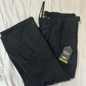REI Black Rain Pants Straight Leg